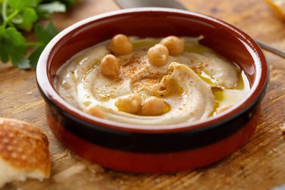 Hummus: A Versatile Middle Eastern Dip Gaining Popularity in Asia