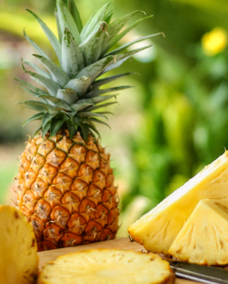 Costa Rican Pineapple Guide