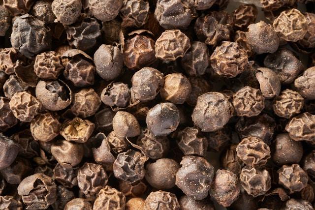 W12 Black Pepper Update: Global Pepper Market Faces Fluctuations as Vietnam's Output Declines, Brazil and India Poised for Growth