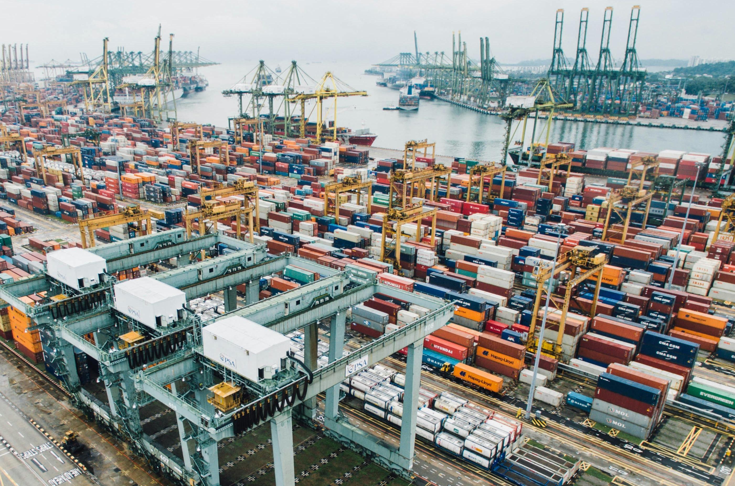 Global Shipping Industry Faces Pressure to Address Greenhouse Gas Emissions
