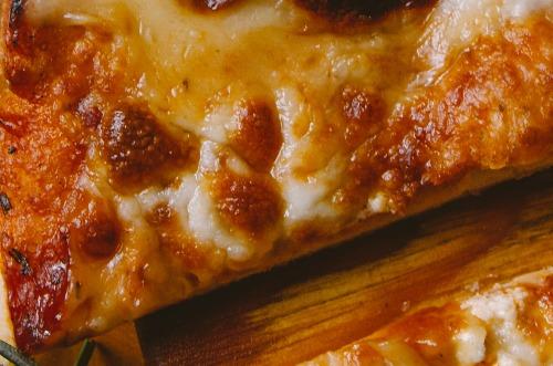 Pizza Prices Continue to Rise Due to Costly Raw Ingredients