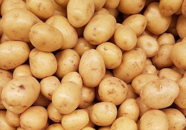 W6 Potato Update: Ukrainian Potato Prices Surge Fourfold in Early 2024, Peru's Lima Wholesale Market Witnesses Potato Price Hike