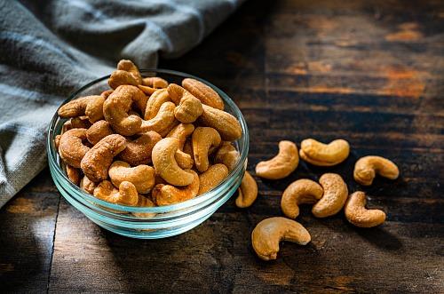 How Vietnam's Record Cashew Exports in March Fail to Signal a Demand Recovery