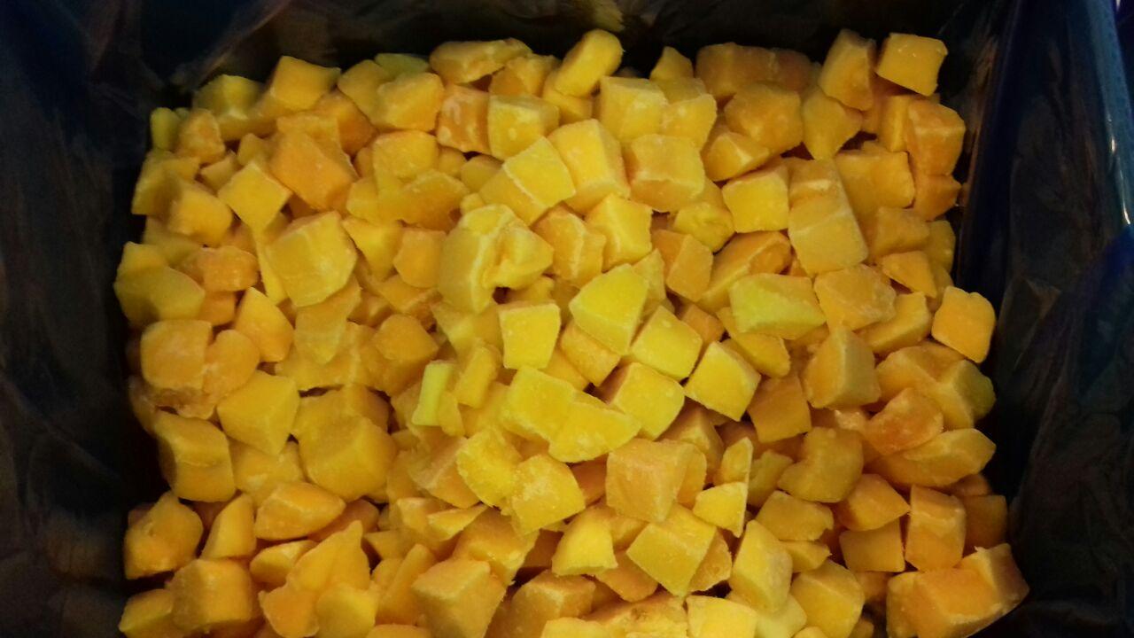 FROZEN MANGO CHUNK
