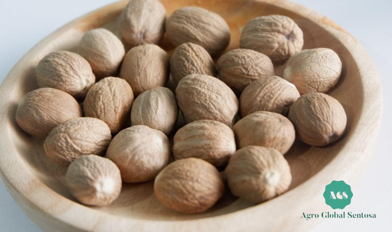 Nutmeg ABCD