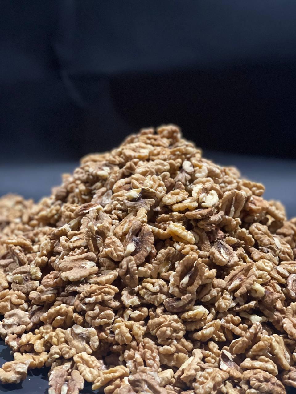 walnut kernel